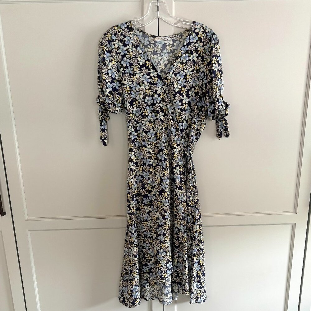Calista floral midi dress, wrap style, size S with tie flutter short sleeves